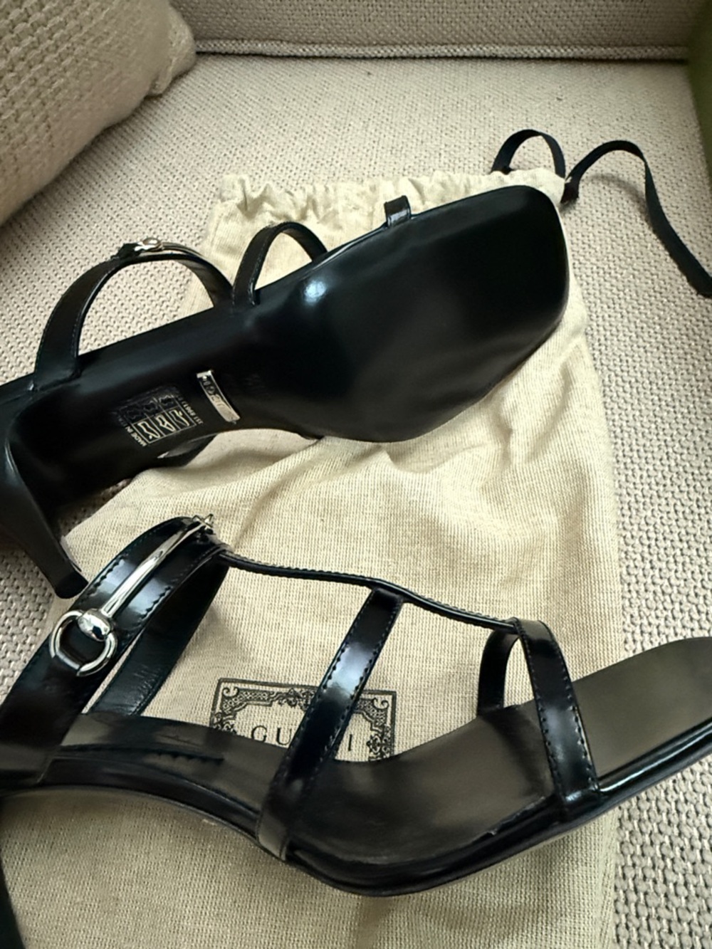 Gucci Black Patent Leather Strappy Heeled Sandals with Silver Buckle - Picture 2 of 4